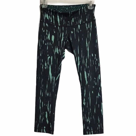 Lululemon Wunder Under Crop III Painted Animal Print Menthol Black Size 4 - Picture 1 of 10